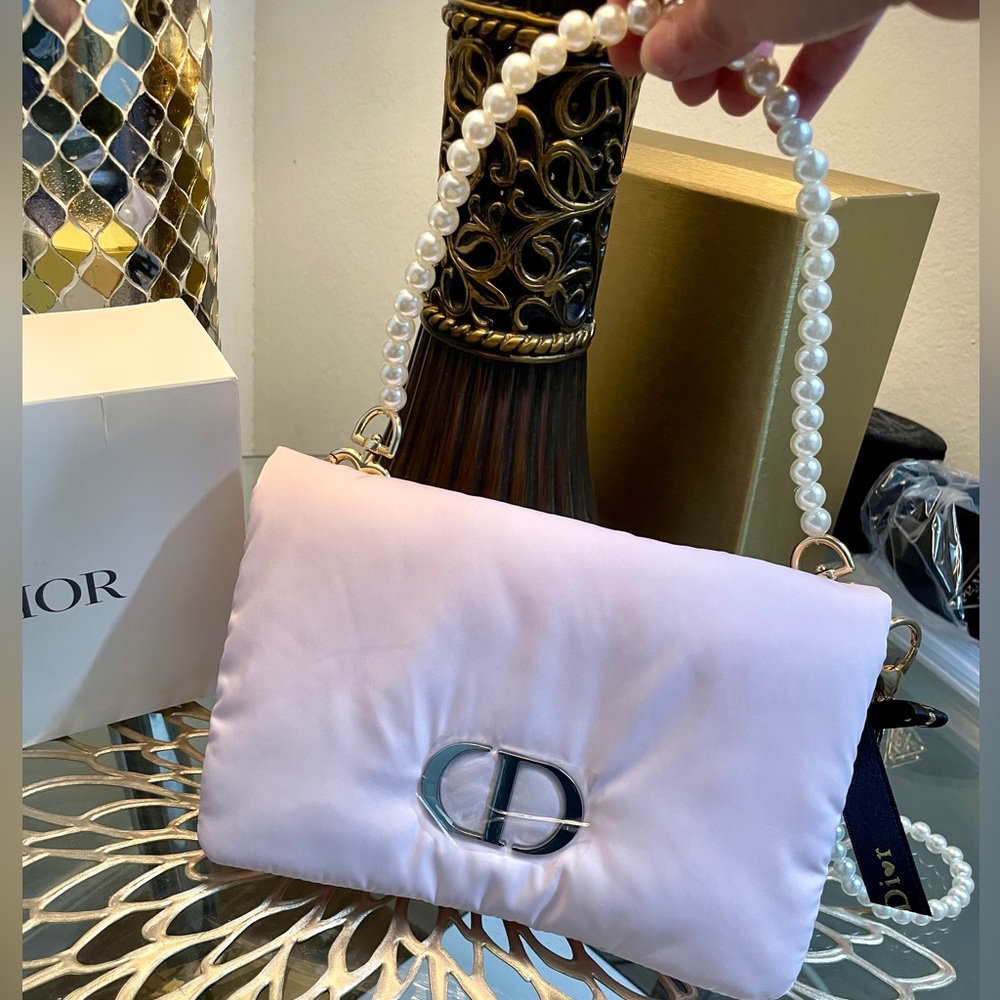 Dior - Picture 5 of 17